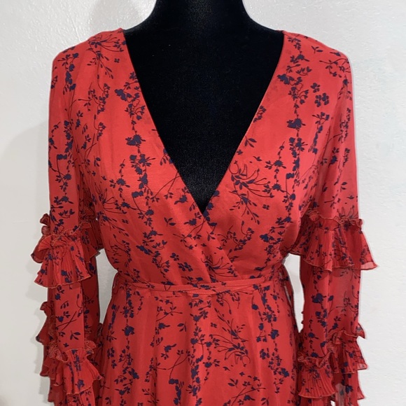 Saints + Secrets Red Ruffle Floral Dress M - Picture 2 of 6